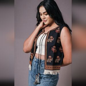 Black Elephant Print Sleeveless Top